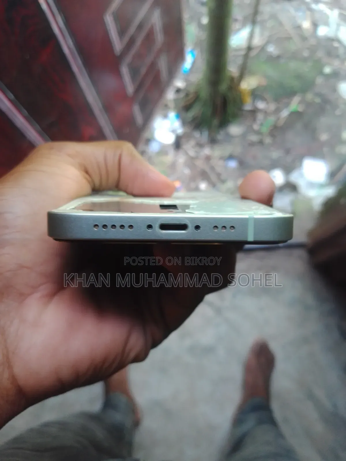 অ্যাপল আইফোন ১২ ৬৪ জিবি হোয়াইট
