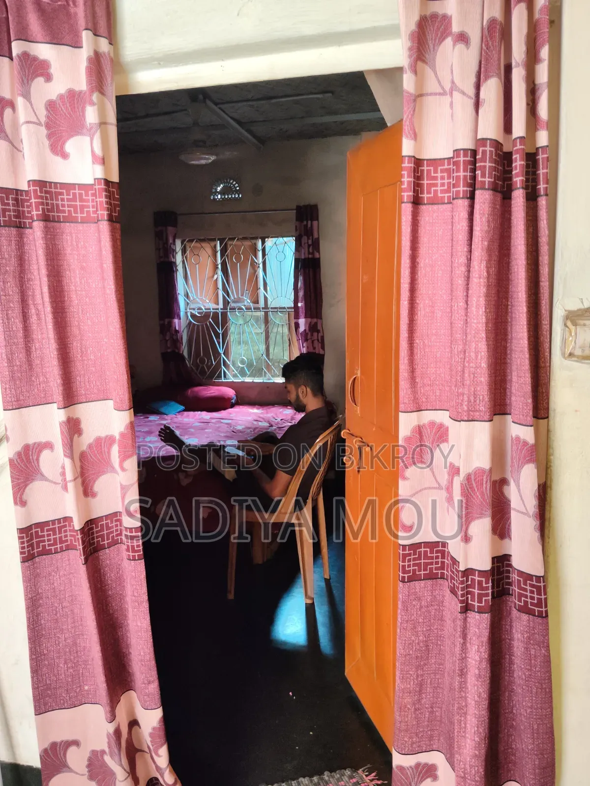 ফার্নিশড ৩ বেডরুম হাউস ইন স্টেডিয়াম পারা, কুষ্টিয়া সদর ফর সেল