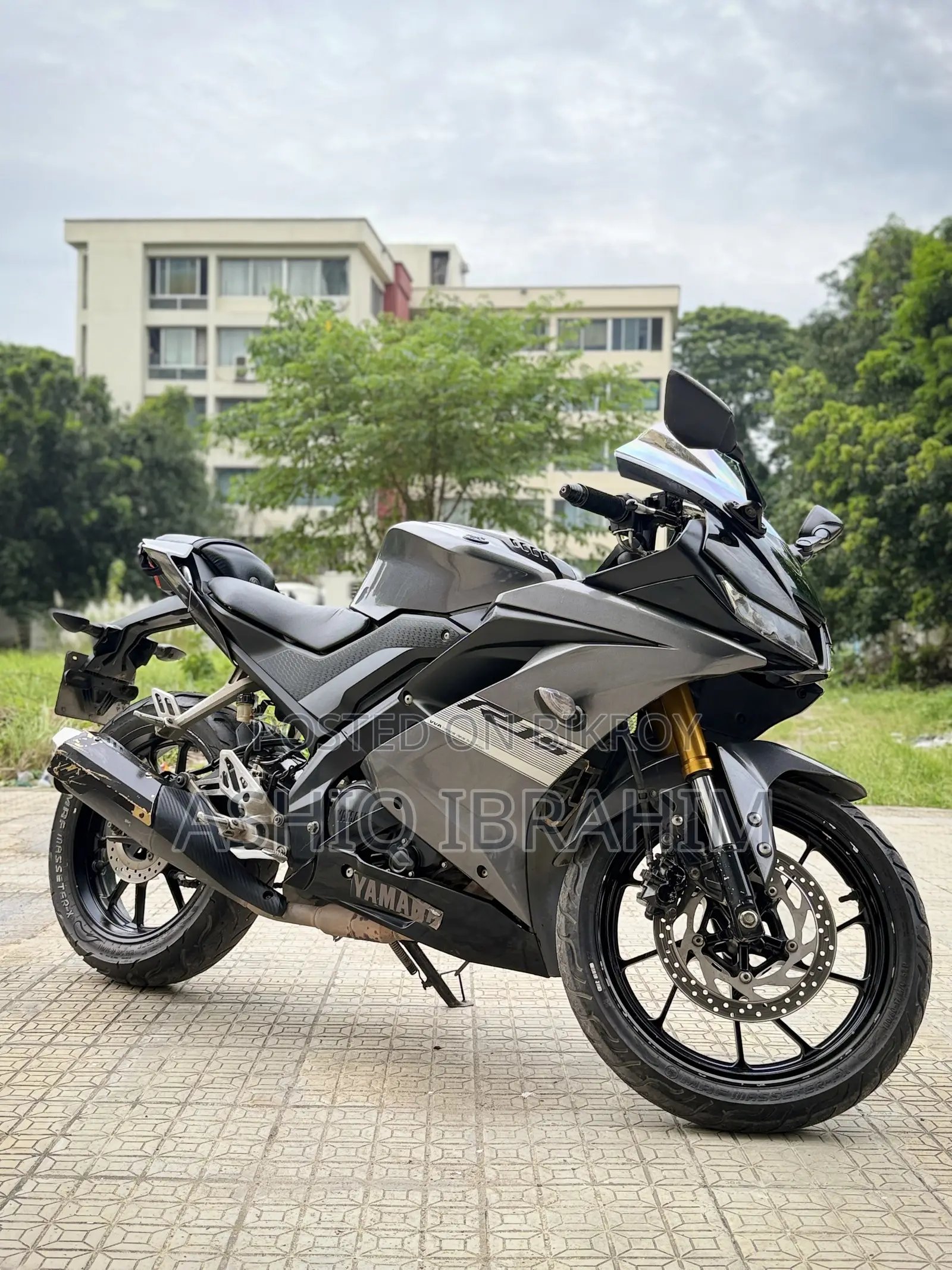 2020 Gray Yamaha R15 V3