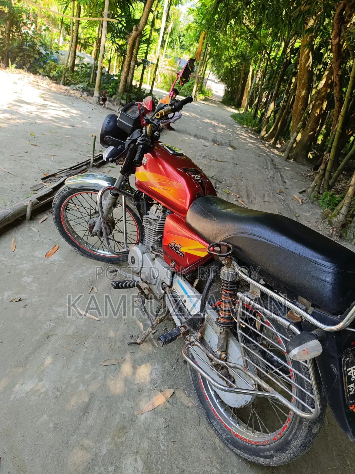 Bajaj 2010 Red