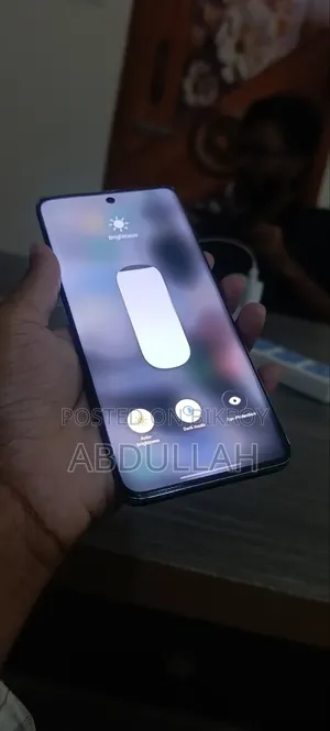 iQOO 128 GB Gray