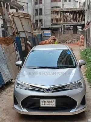 টয়োটা করোল্লা ফিল্ডার ১.৫ হাইব্রিড ফোর-হুইল ড্রাইভ ২০২০ রূপালি