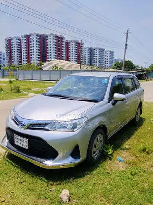 টয়োটা করোল্লা ফিল্ডার ১.৫ হাইব্রিড ফোর-হুইল ড্রাইভ ২০২০ রূপালি