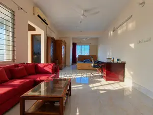 খিলখেতে ৫টি শয়নকক্ষ বিশিষ্ট সাজানো অ্যাপার্টমেন্ট বিক্রয়ের জন্য