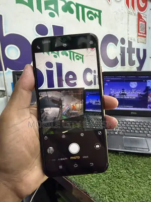 Vivo Y11 32 GB Red