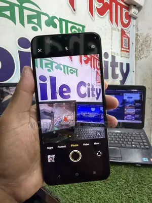 Vivo Y18 128 GB Red