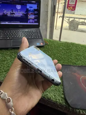 Vivo Y12s 32 GB হোয়াইট