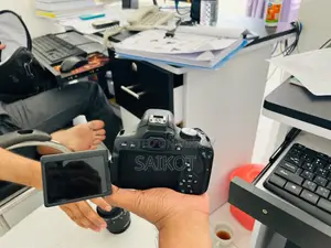 DSLR Camera