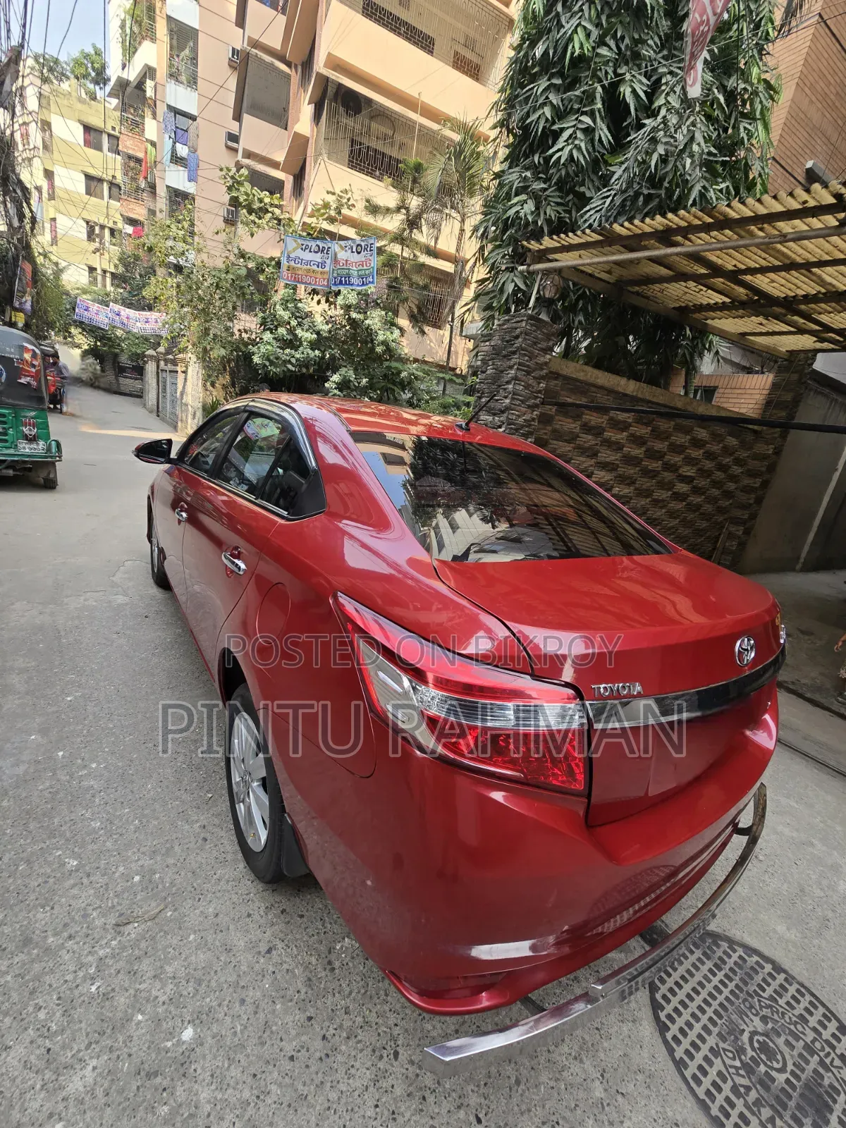 Toyota Yaris 2014 Red