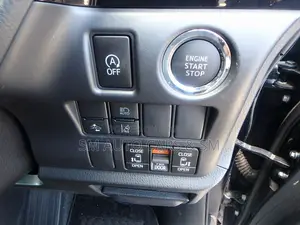 Toyota Esquire 2.0 FWD (8 seater) 2021 Blue