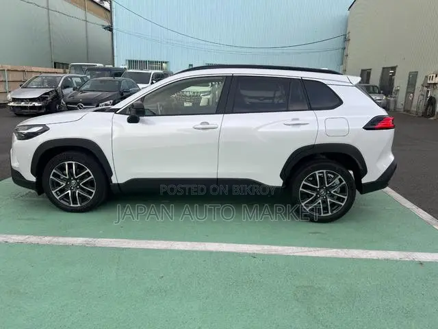 Toyota Corolla Cross 2025 Pearl