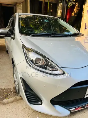 Toyota Aqua 2020 Silver