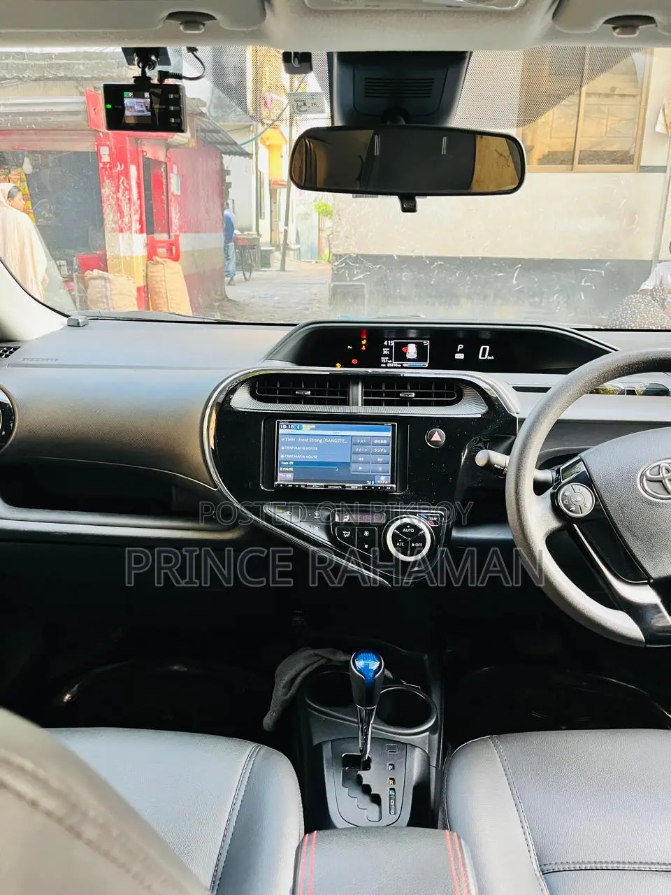 Toyota Aqua 2020 Silver