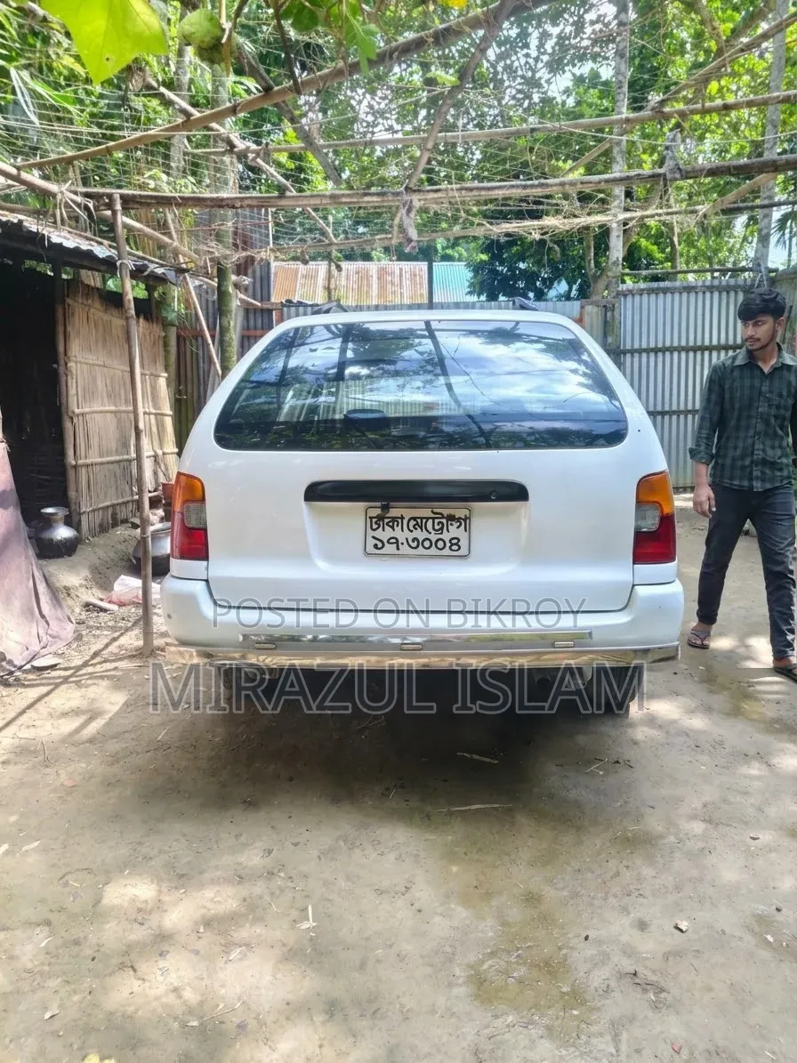 Toyota Corolla 2004 White
