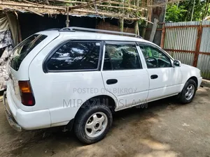 Toyota Corolla 2004 White