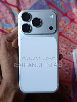 অ্যাপল আইফোন ১৭ প্রো ২৫৬ জিবি সিলভার