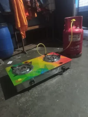 এই গ্যাসের চুলার এবং বোতলটি বিক্রি করব।