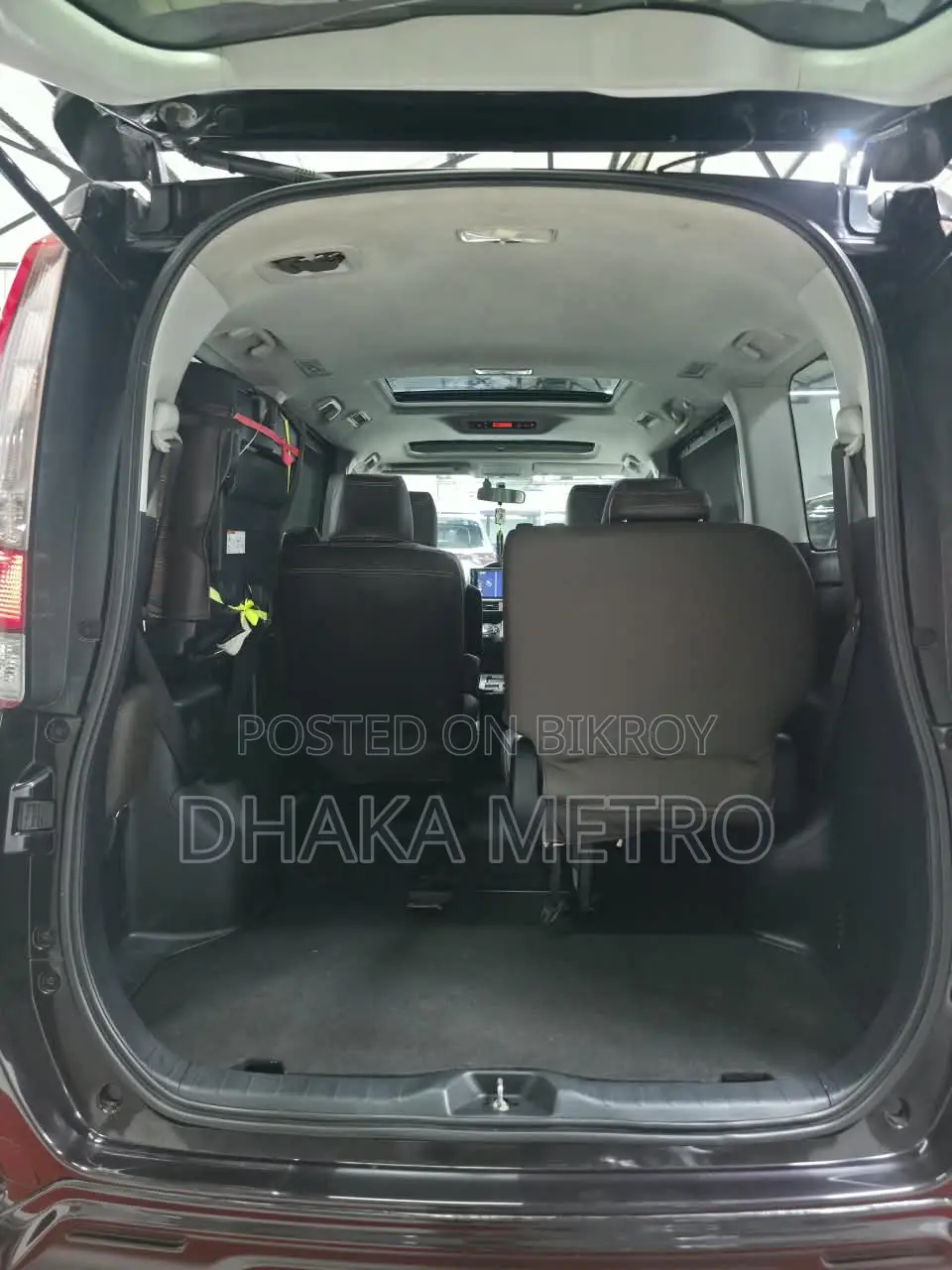 Toyota Noah 2014 Purple