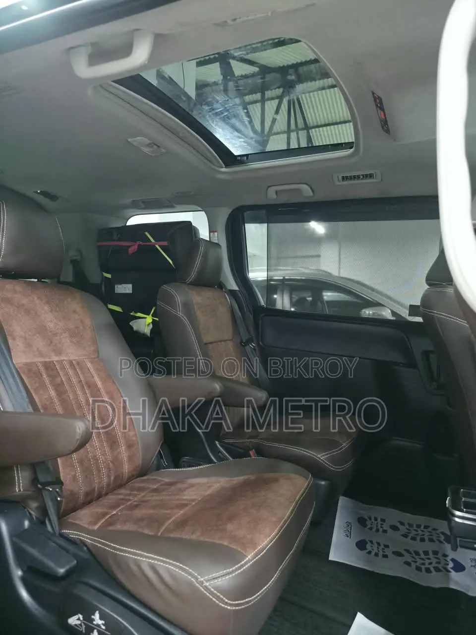 Toyota Noah 2014 Purple