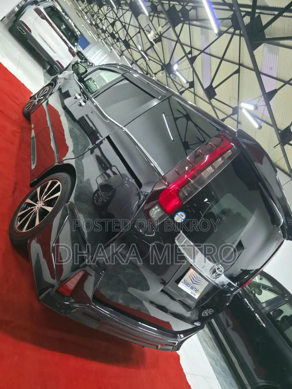 Toyota Noah 2014 Purple