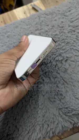 অ্যাপল আইফোন ১২ প্রো ২৫৬ জিবি হোয়াইট