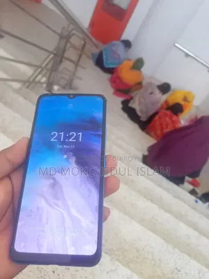 Itel 32 GB Blue