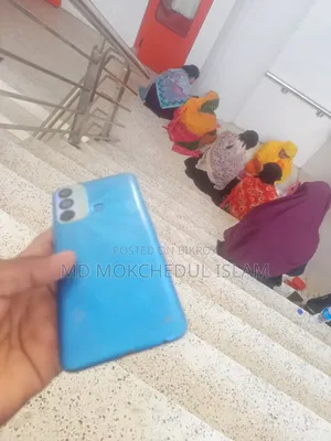 Itel 32 GB Blue