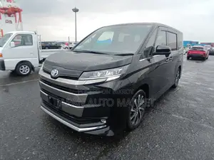 Toyota Noah 2022 Black