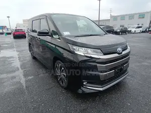 Toyota Noah 2022 Black
