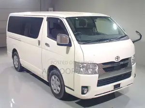 Toyota HiAce 2021 White
