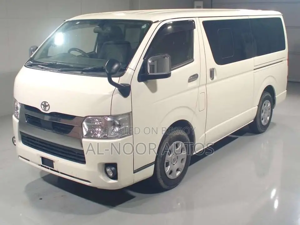 Toyota HiAce 2021 White