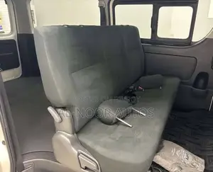 Toyota HiAce 2021 White