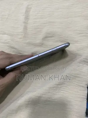 Apple iPhone 6 16 GB Silver