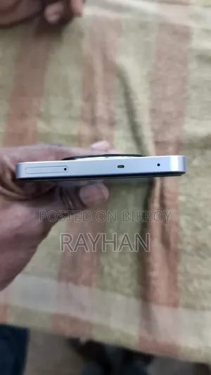 Realme Narzo 70x 128 GB Purple