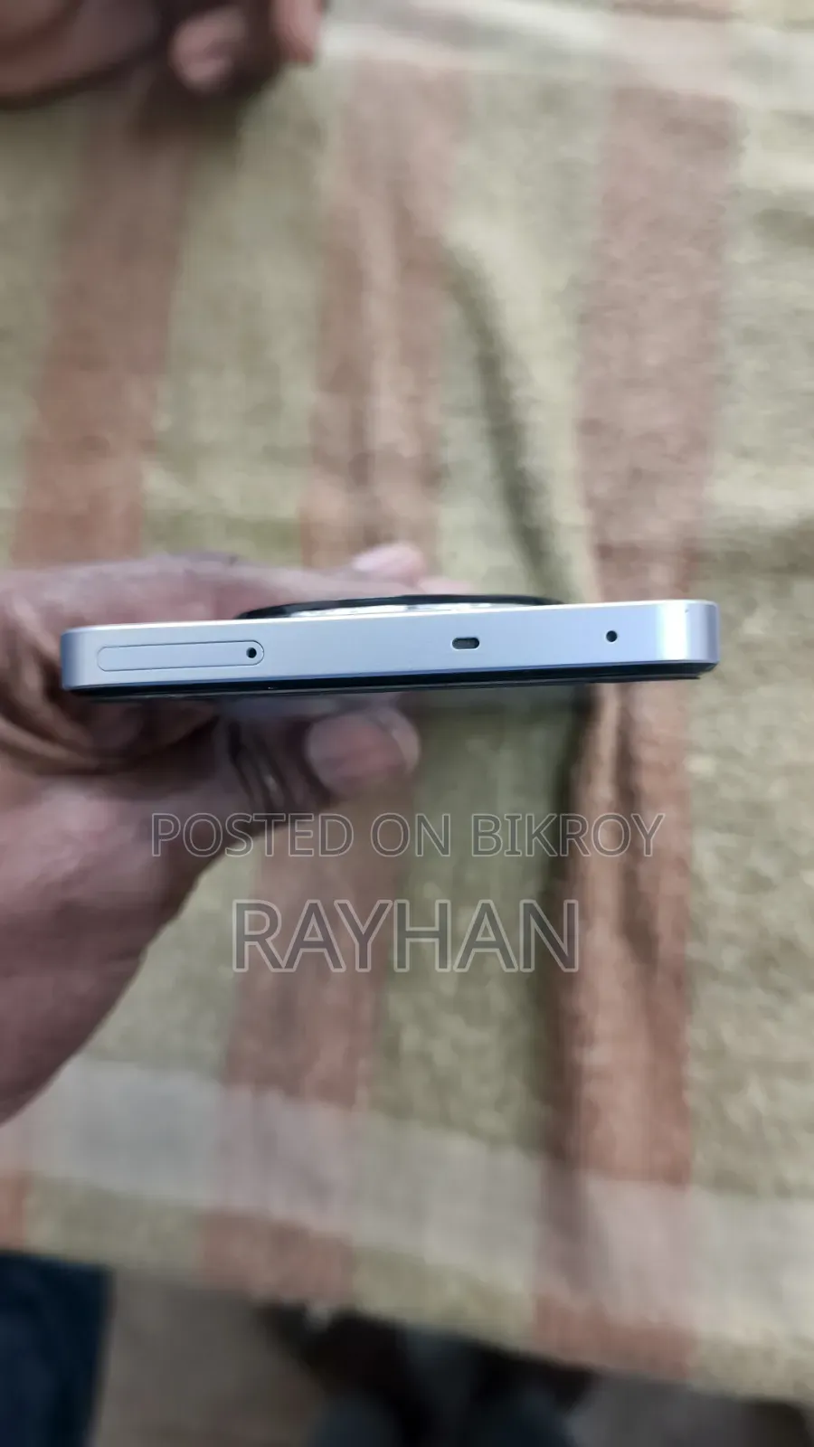 Realme Narzo 70x 128 GB Purple