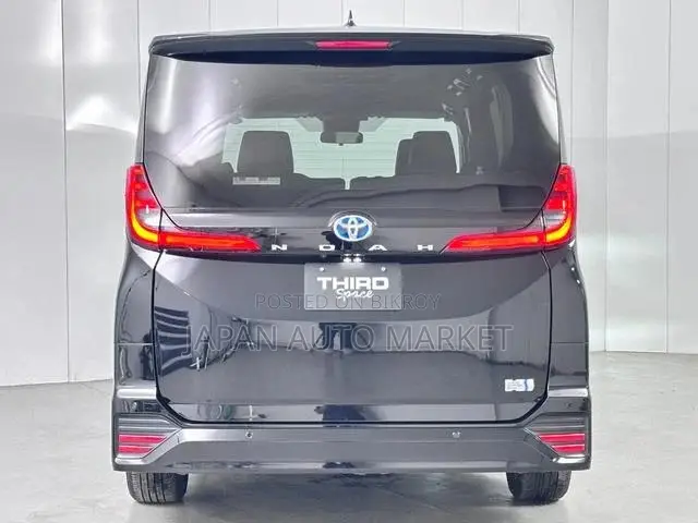 Toyota Noah 2022 Black