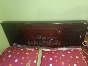 দুইজনের একটি খাট বিক্রি হবে ৪/৭ ফিট
