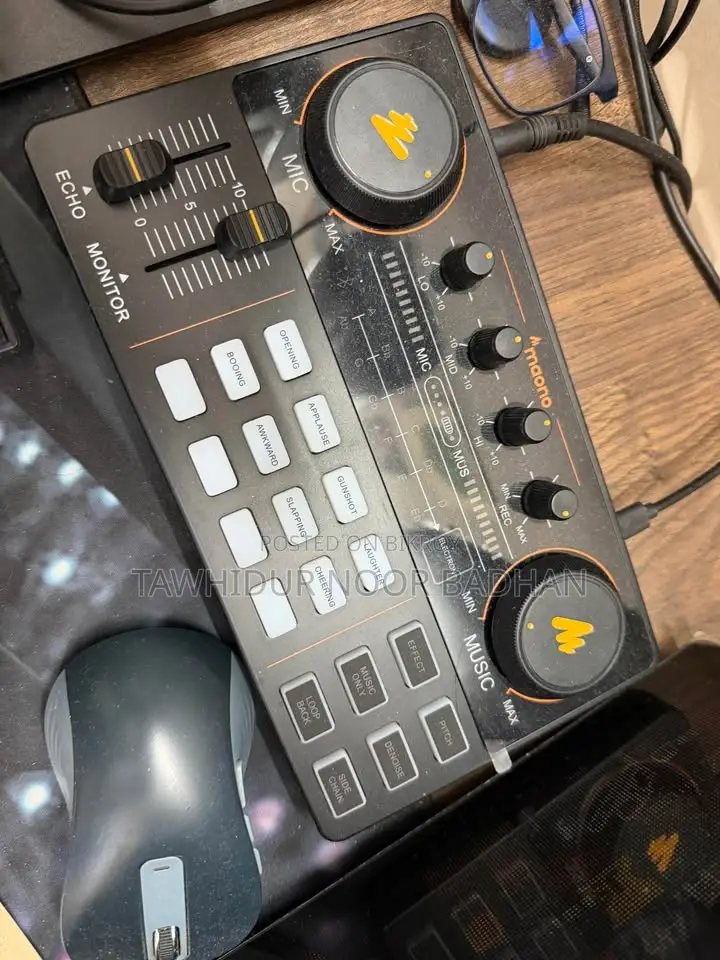 MAONO AU-AM200 MAONOCASTER Lite All-in-One Podcast Production Studio