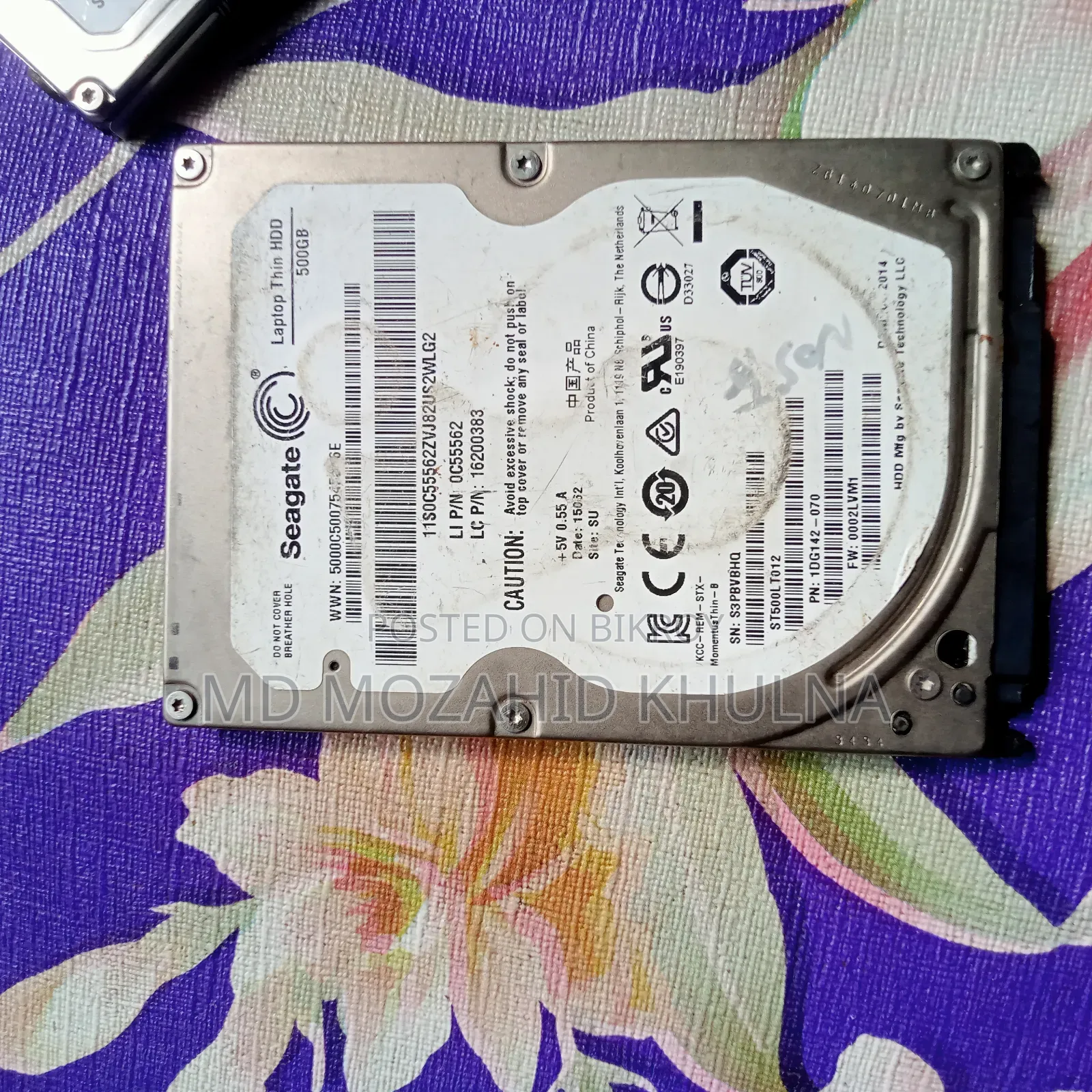 Three pieces of laptop hard disks, 2 pieces of RAM