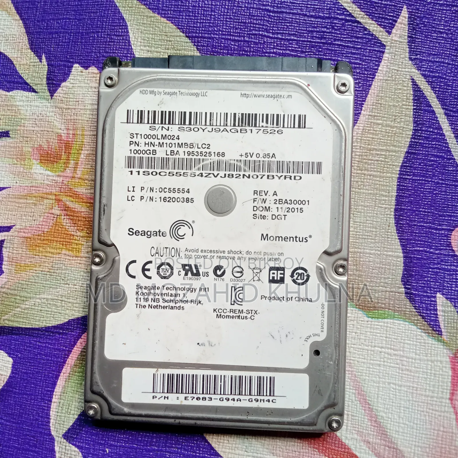 Three pieces of laptop hard disks, 2 pieces of RAM