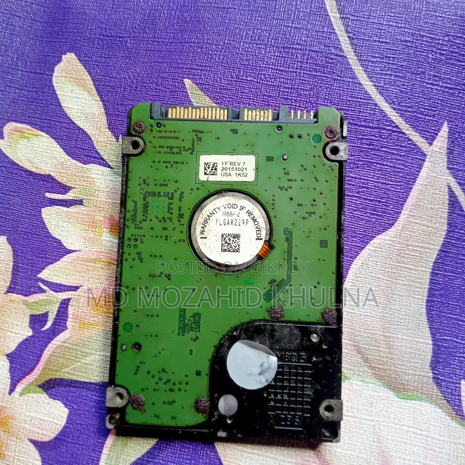 Three pieces of laptop hard disks, 2 pieces of RAM