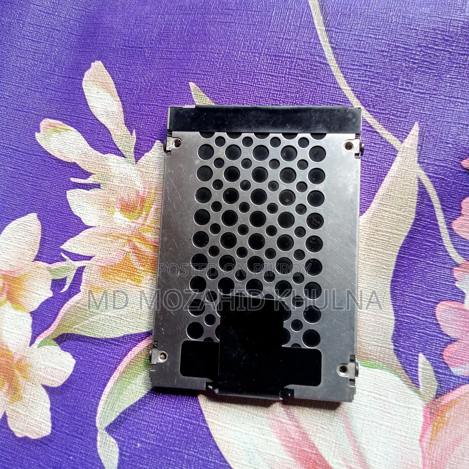 Three pieces of laptop hard disks, 2 pieces of RAM