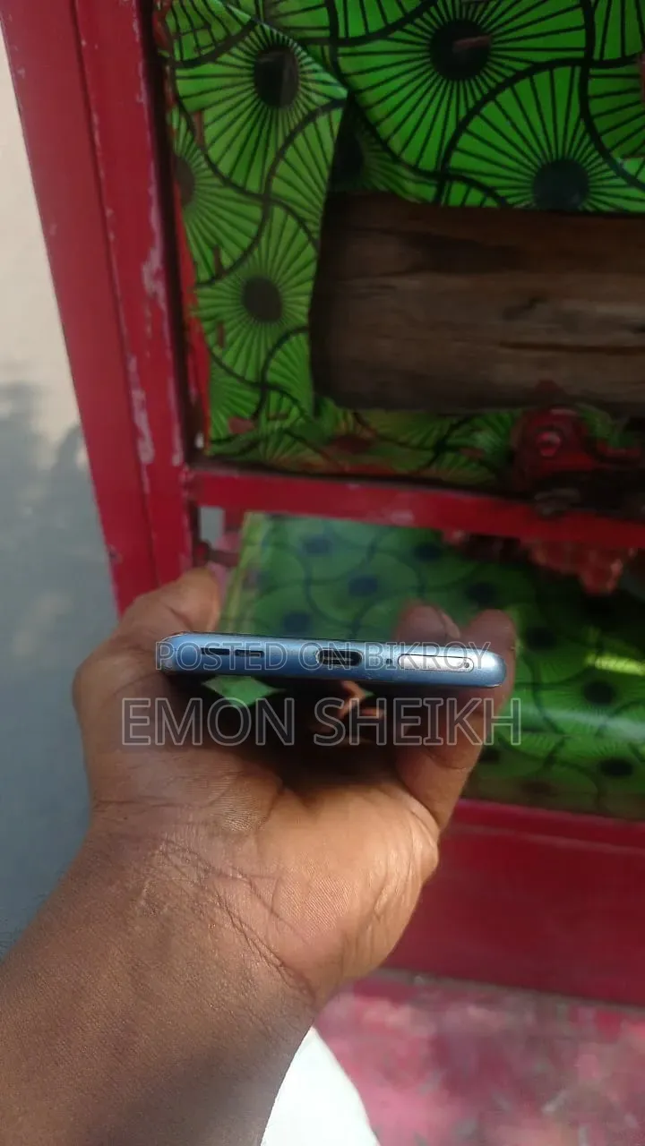 ওয়ানপ্লাস ৮ ৫জি ইউডব্লিউ (ভেরিজন) ১২৮ জিবি