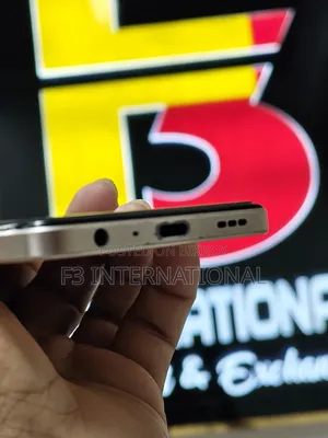 অপ্পো এফ২১ প্রো ১২৮ জিবি কমলা