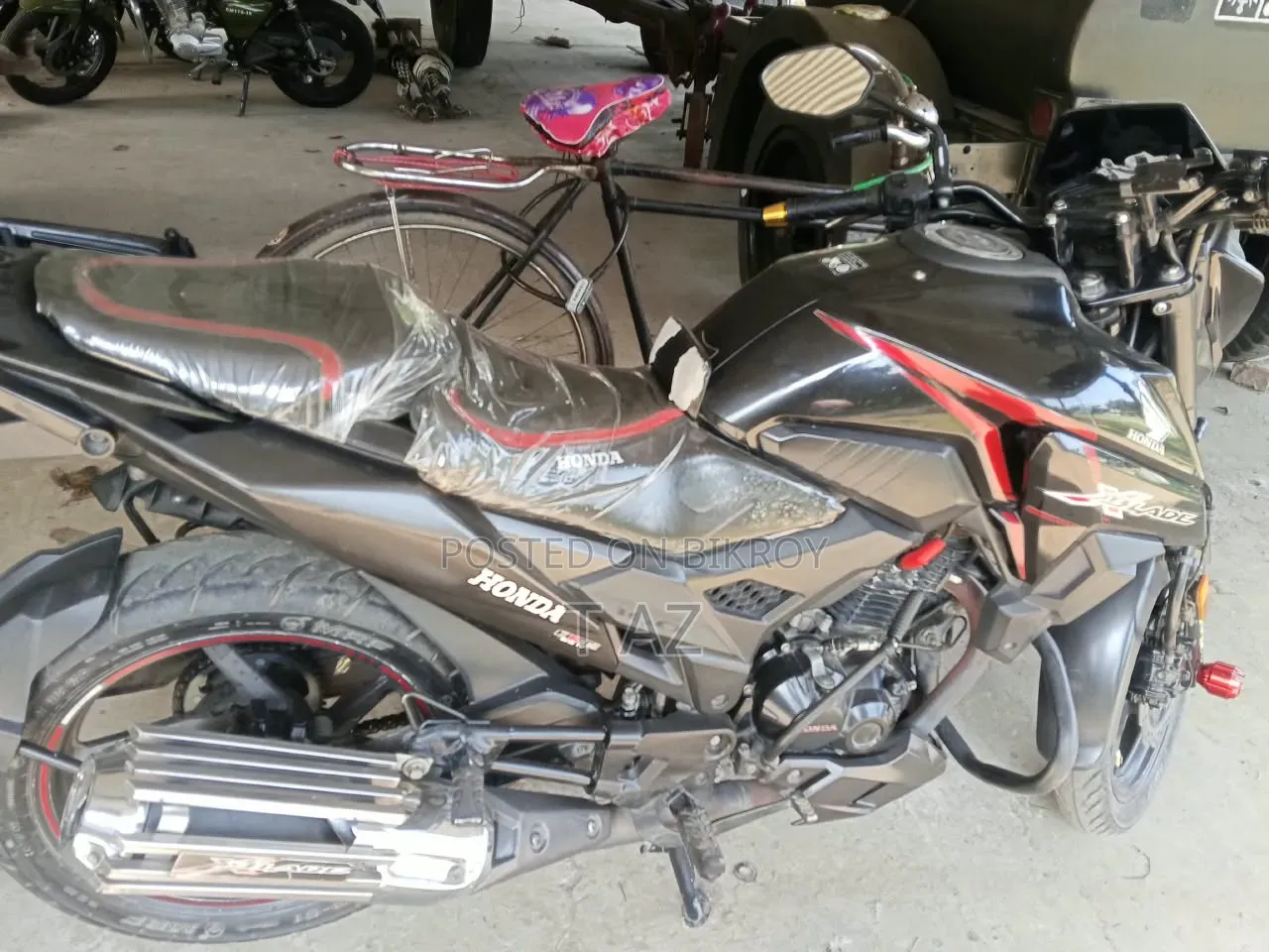 Honda X-Blade 160 2022 Black