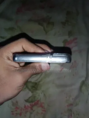 নিউ স্যামসাং গ্যালাক্সি এস২২ ৫জি ২৫৬ জিবি হোয়াইট