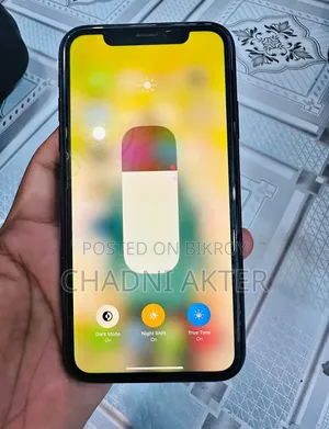 Apple iPhone XR 64 GB Yellow