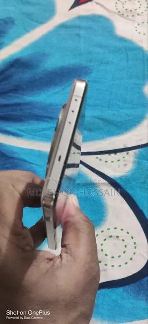 নতুন ওয়ানপ্লাস ১৩ ২৫৬ জিবি সাদা