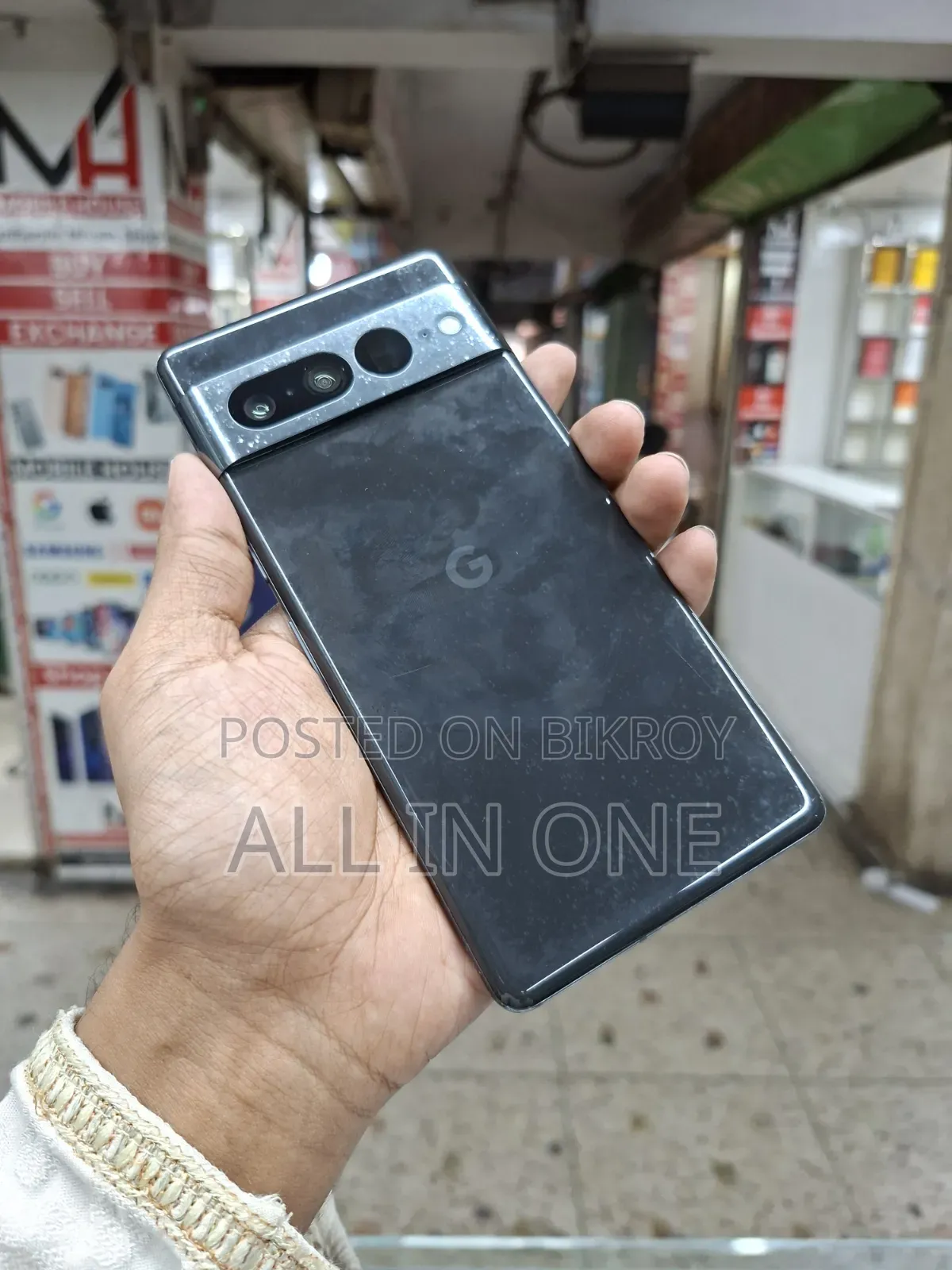 গুগল পিক্সেল ৭ প্রো ১২৮ জিবি কালো