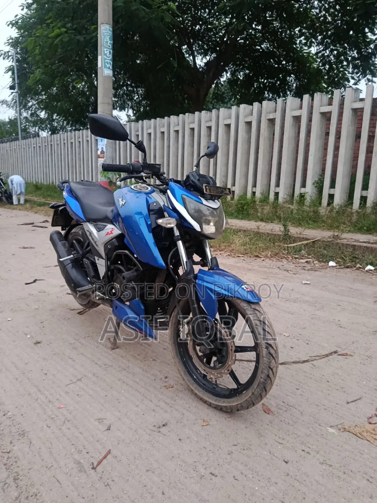 TVS Apache RTR 160 4V 2019 Blue